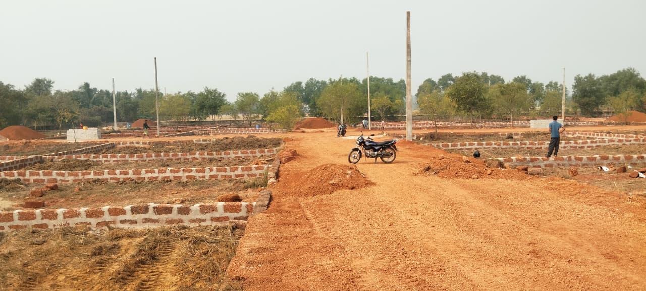 Nakhara Grand Bazar plot